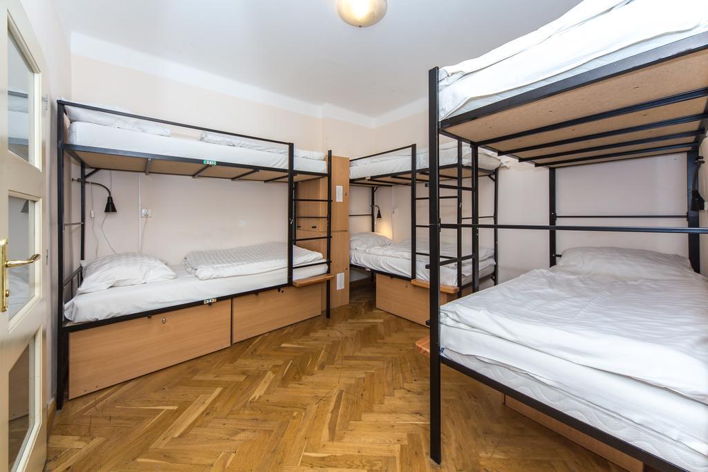 Hostel Mango Prague Exterior photo