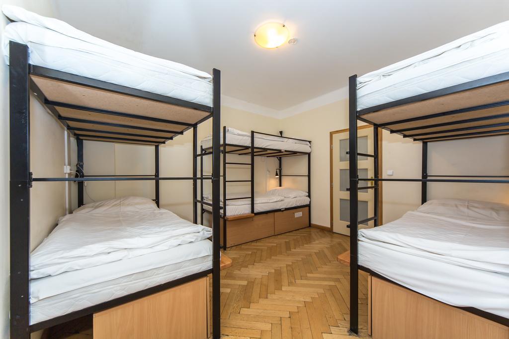 Hostel Mango Prague Exterior photo